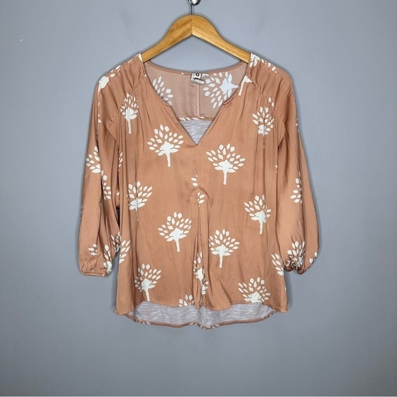 Anthropologie DOLAN ANTHRO Alvia Orange Mixed 1/2 Sleeve Top V Neck Floral - Picture 2 of 10